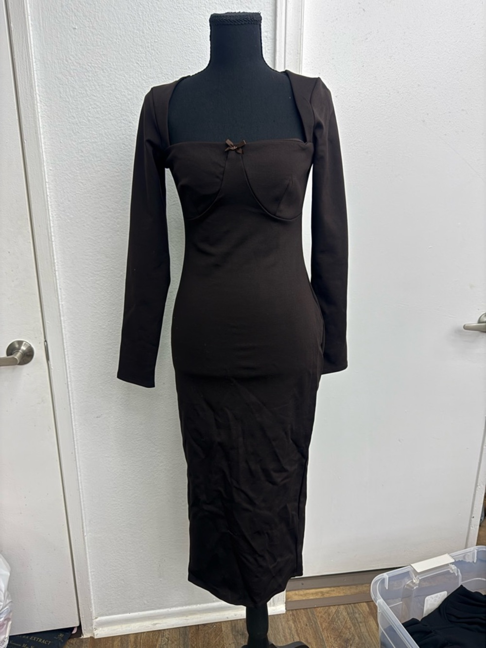 Black Long-Sleeve Bodycon Midi Dress